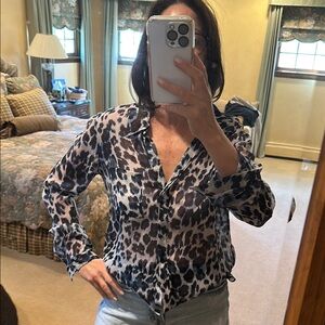 Diane Von Furstenberg Black and Blue Buttoned Blouse